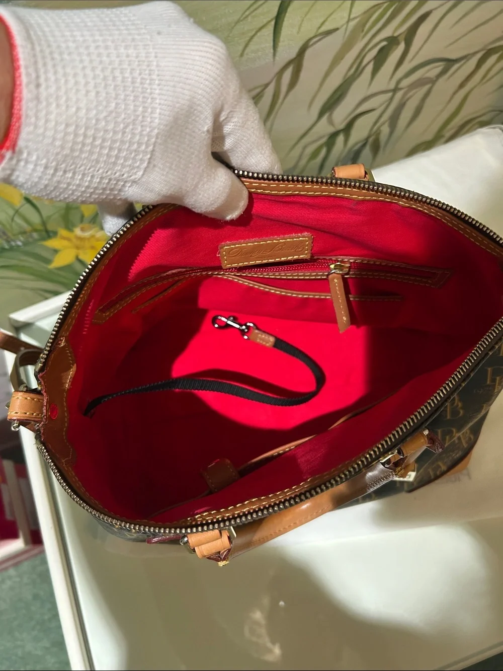 Dooney & Bourke Vanessa Signature 1975 Satchel/Shoulder Bag Espresso Honey